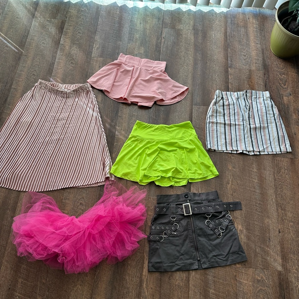 6 skirts/skorts bundle!